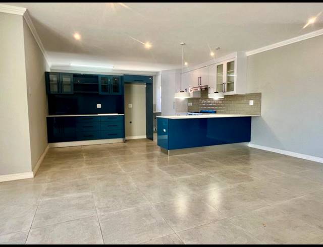 3 BEDROOM TOWNHOUSE FOR SALE IN FRAAIUITSIG